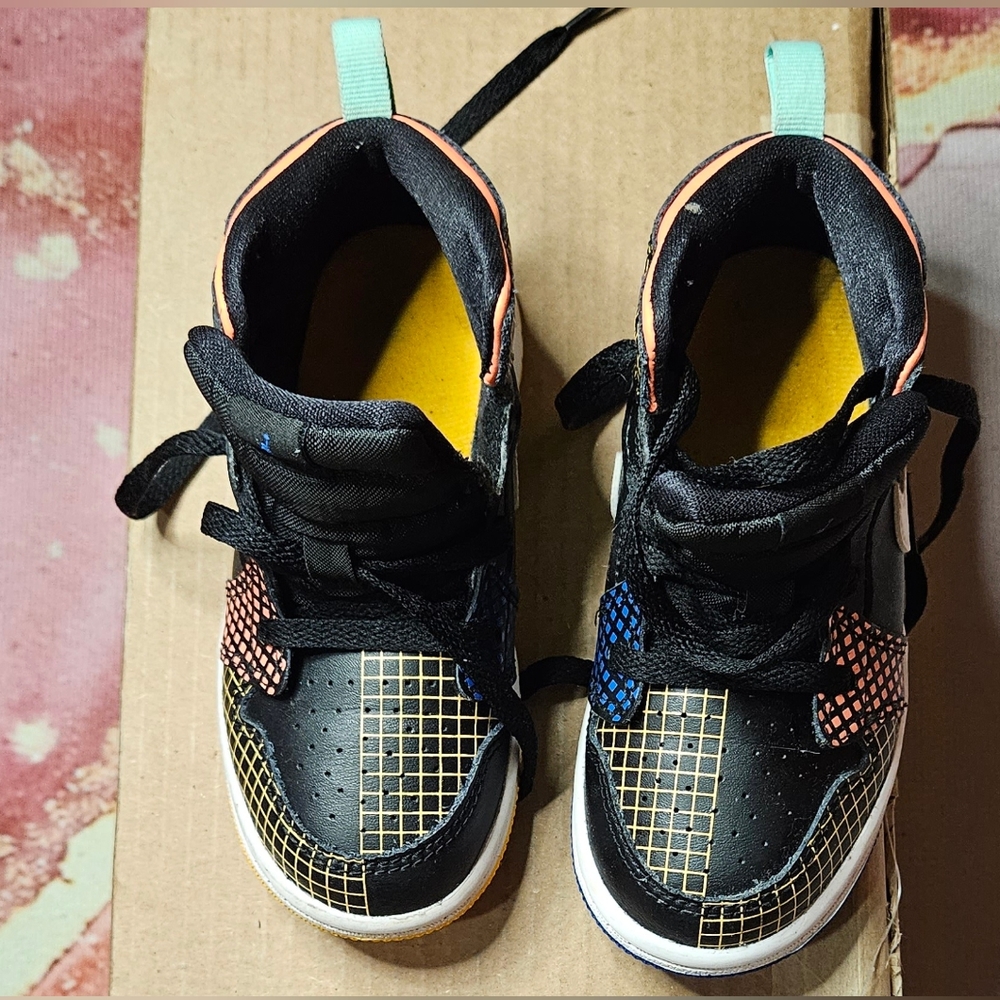 Air Jordan Retro 1(toddler)(LNCWOT)
